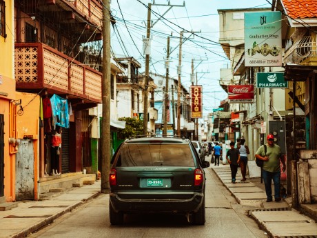Belize: Belize City and Hopkins