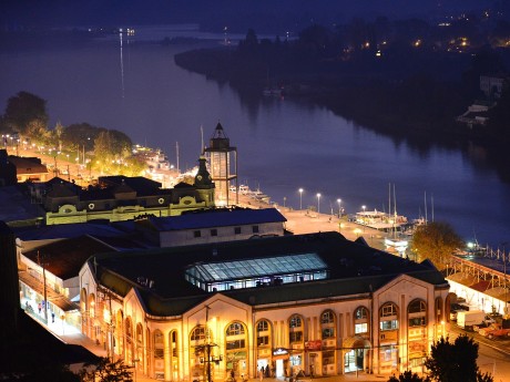 Chile: Santiago, Valdivia & Puerto Natales